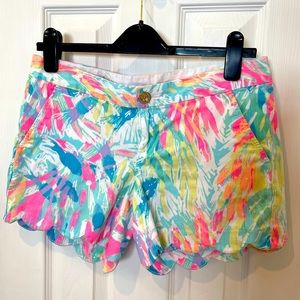 Lilly Pulitzer Buttercup Shorts, size 4